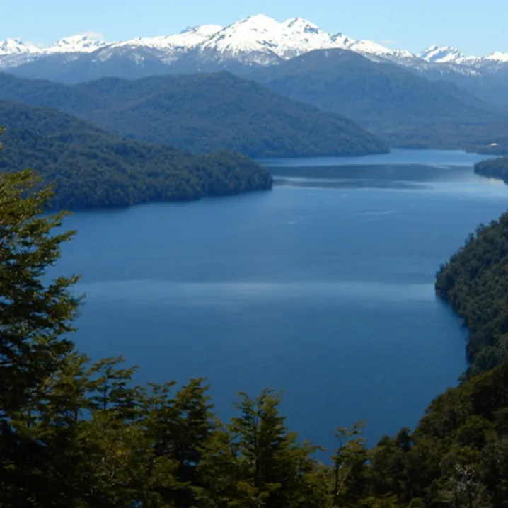 Barrancas de Dina Huapi